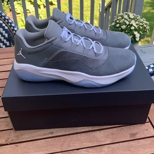 Nike Air Jordan 11 CMFT Low, 9.5